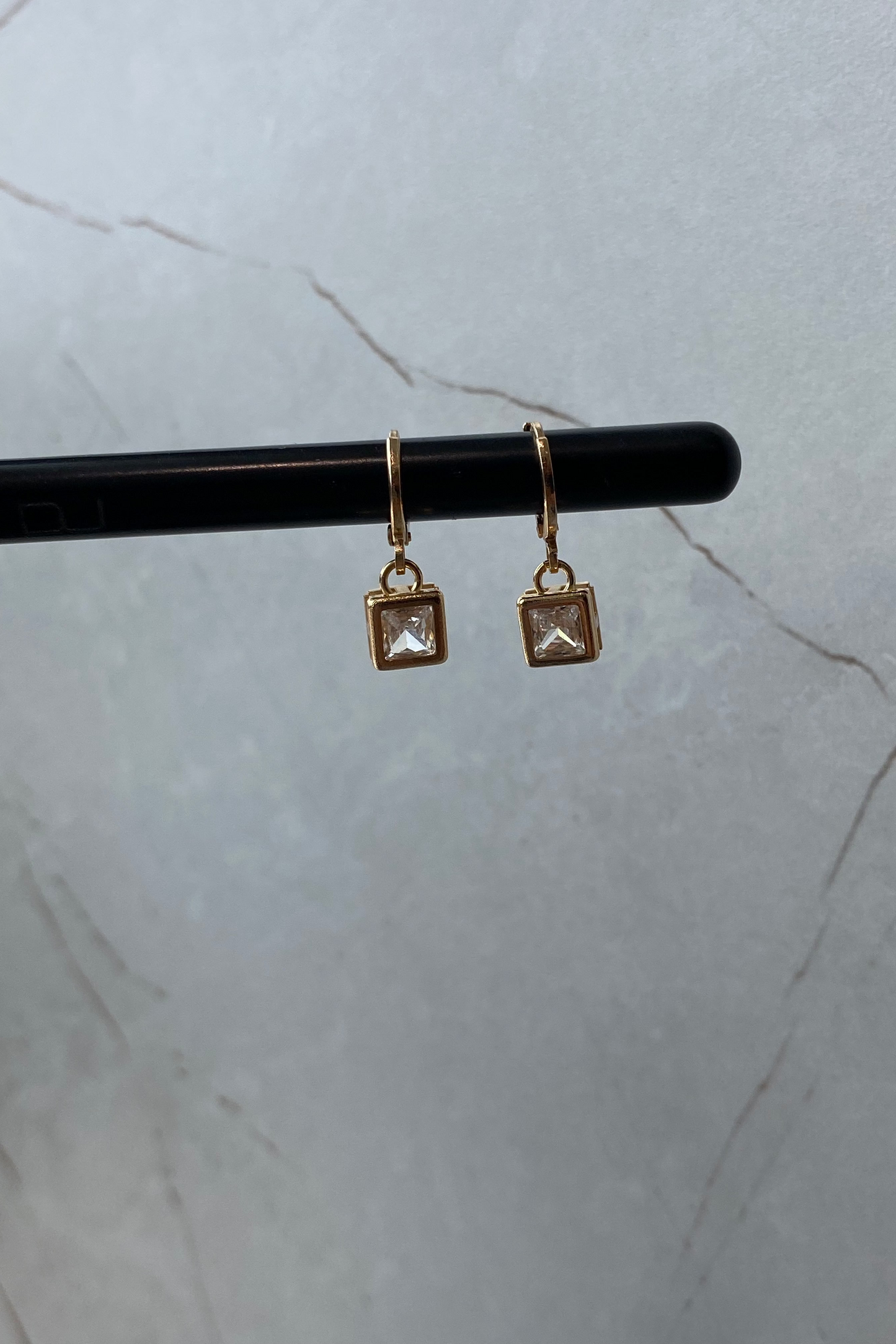 Candonga colgante circón. Ref:326