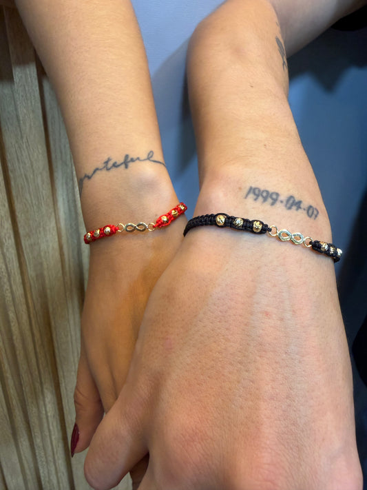 Pulseras infinito para compartir