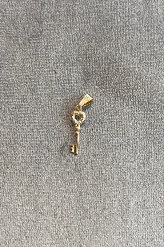 Dije llave corazón. Ref:247