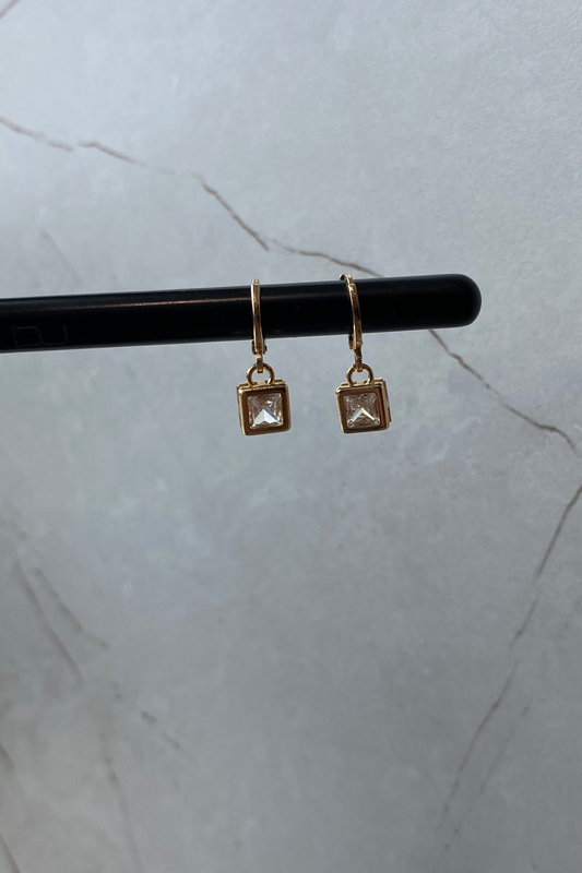 Candonga colgante circón. Ref:326